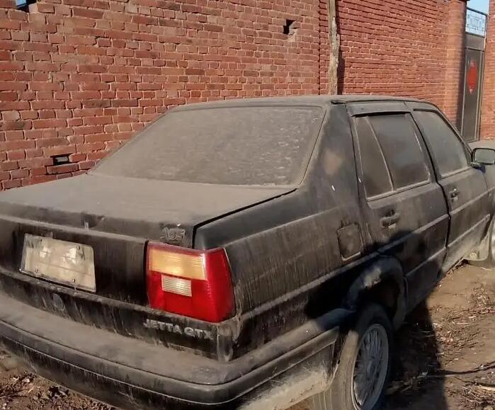 无证驾驶报废车:法律的严惩与交通安全的保障 无证驾驶报废车:法律的严惩与交通安全的保障